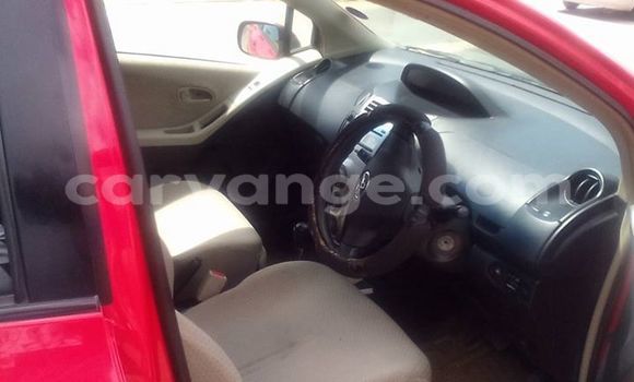Acheter Occasion Voiture Toyota Vitz Rouge à Windhoek, Namibie Acheter Occasion Voiture Toyota Vitz Rouge à Windhoek, Namibie