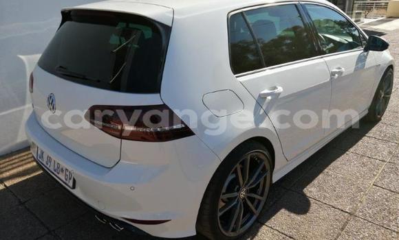 Buy Used Volkswagen Golf R White Car in Gobabis in Omaheke Buy Used Volkswagen Golf R White Car in Gobabis in Omaheke