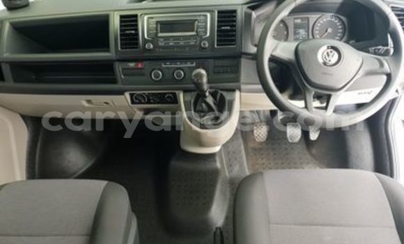 Buy Used Volkswagen Transporter White Car in Windhoek in Namibia Buy Used Volkswagen Transporter White Car in Windhoek in Namibia