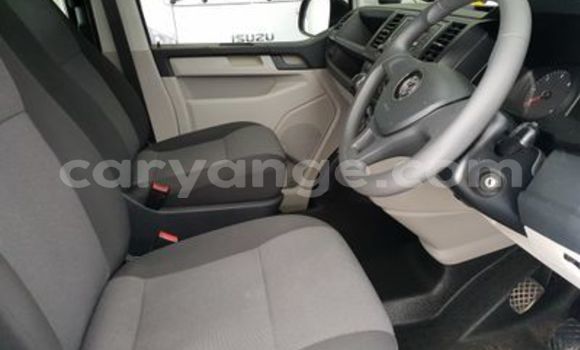 Buy Used Volkswagen Transporter White Car in Windhoek in Namibia Buy Used Volkswagen Transporter White Car in Windhoek in Namibia