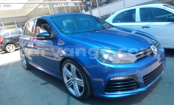 Buy Used Volkswagen Golf R Blue Car in Gobabis in Omaheke