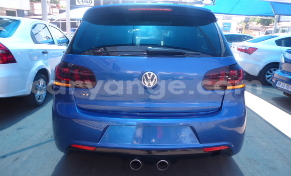 Acheter Occasion Voiture Volkswagen Golf R Bleu à Gobabis, Omaheke Acheter Occasion Voiture Volkswagen Golf R Bleu à Gobabis, Omaheke