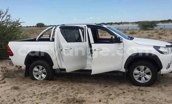Buy Used Toyota Hilux White Car in Windhoek in Namibia Buy Used Toyota Hilux White Car in Windhoek in Namibia