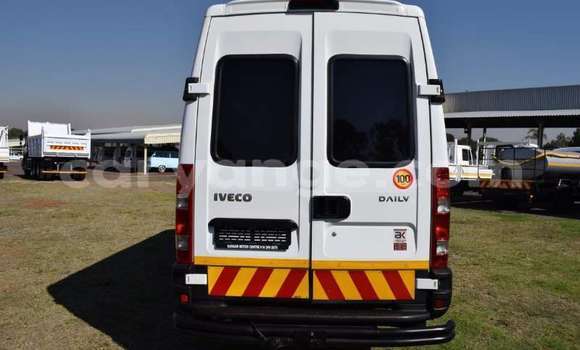 Acheter Occasion Utilitaire Iveco Daily Blanc à Bethanien, Karas Acheter Occasion Utilitaire Iveco Daily Blanc à Bethanien, Karas
