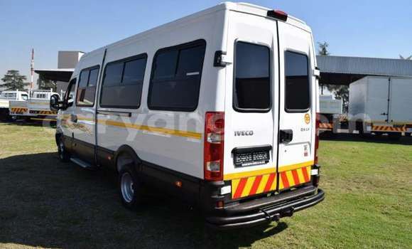 Acheter Occasion Utilitaire Iveco Daily Blanc à Bethanien, Karas Acheter Occasion Utilitaire Iveco Daily Blanc à Bethanien, Karas