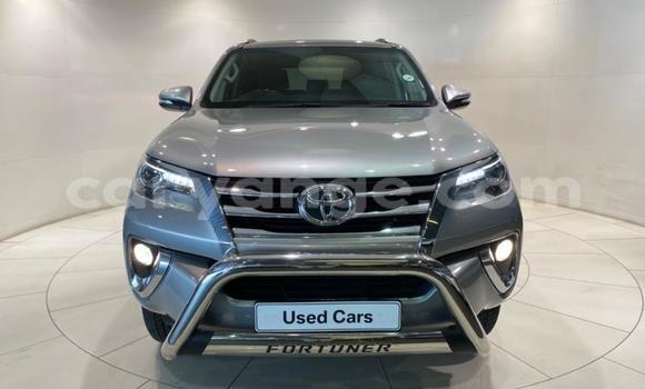Buy Used Toyota Fortuner Silver Car in Import - Dubai in Namibia