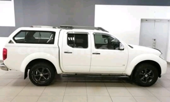 Acheter Occasion Voiture Nissan Navara Blanc à Import - Dubai, Namibie Acheter Occasion Voiture Nissan Navara Blanc à Import - Dubai, Namibie