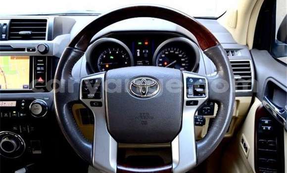 Buy Used Toyota Land Cruiser Prado Silver Car in Windhoek in Namibia Buy Used Toyota Land Cruiser Prado Silver Car in Windhoek in Namibia