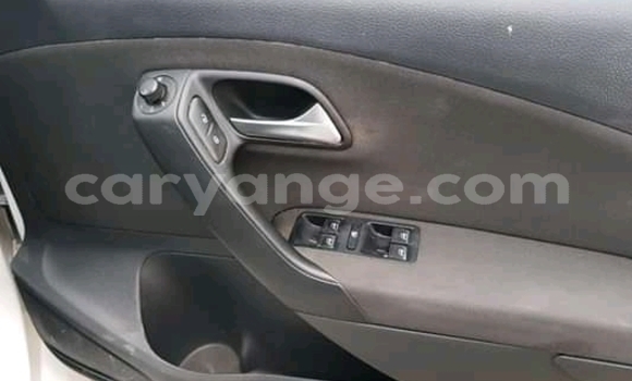 Acheter Occasion Voiture Volkswagen Golf Blanc à Import - Dubai, Namibie Acheter Occasion Voiture Volkswagen Golf Blanc à Import - Dubai, Namibie