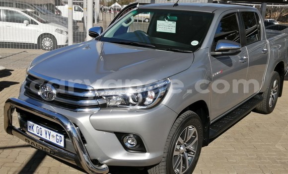 Buy Used Toyota Hilux Silver Car in Bethanien in Karas