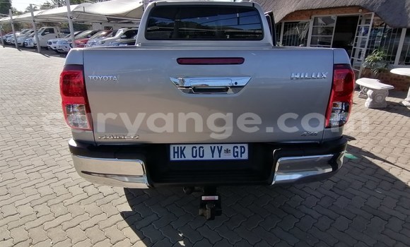 Acheter Occasion Voiture Toyota Hilux Gris à Bethanien, Karas Acheter Occasion Voiture Toyota Hilux Gris à Bethanien, Karas