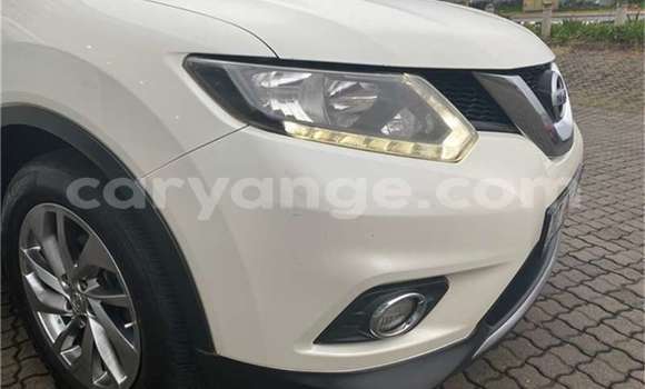 Acheter Occasion Voiture Nissan X–Trail Blanc à Gobabis, Omaheke
