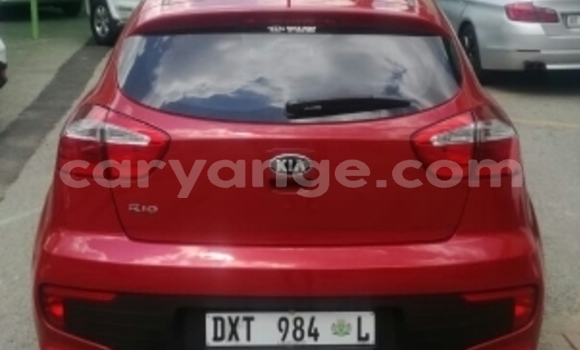 Acheter Occasion Voiture Kia Rio Rouge à Windhoek, Namibie Acheter Occasion Voiture Kia Rio Rouge à Windhoek, Namibie
