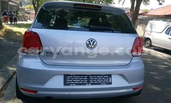 Acheter Occasion Voiture Volkswagen Polo Gris à Import - Dubai, Namibie Acheter Occasion Voiture Volkswagen Polo Gris à Import - Dubai, Namibie