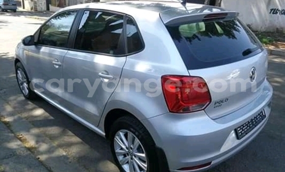 Acheter Occasion Voiture Volkswagen Polo Gris à Import - Dubai, Namibie Acheter Occasion Voiture Volkswagen Polo Gris à Import - Dubai, Namibie