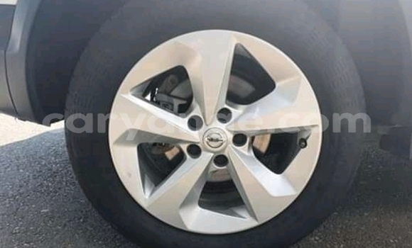 Acheter Occasion Voiture Nissan Qashqai Blanc à Import - Dubai, Namibie Acheter Occasion Voiture Nissan Qashqai Blanc à Import - Dubai, Namibie