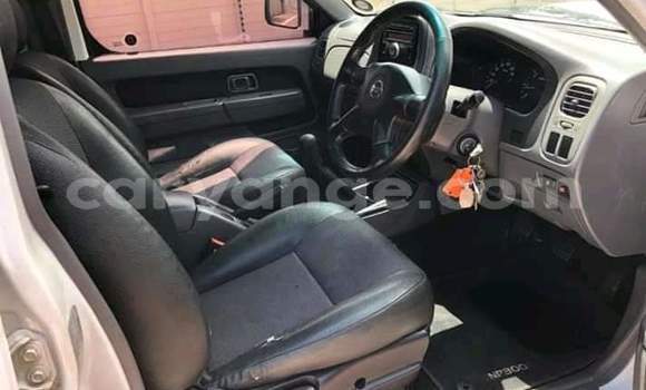 Acheter Occasion Voiture Nissan NP 300 Blanc à Leonardville, Omaheke Acheter Occasion Voiture Nissan NP 300 Blanc à Leonardville, Omaheke