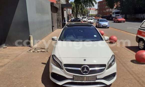 Acheter Occasion Voiture Mercedes-Benz A–Class Blanc à Windhoek, Namibie Acheter Occasion Voiture Mercedes-Benz A–Class Blanc à Windhoek, Namibie