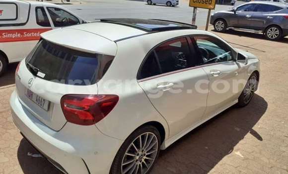 Acheter Occasion Voiture Mercedes-Benz A–Class Blanc à Windhoek, Namibie Acheter Occasion Voiture Mercedes-Benz A–Class Blanc à Windhoek, Namibie