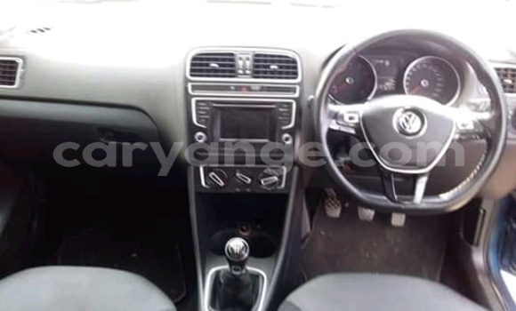 Acheter Occasion Voiture Volkswagen Polo Bleu à Henties Bay, Erongo Acheter Occasion Voiture Volkswagen Polo Bleu à Henties Bay, Erongo