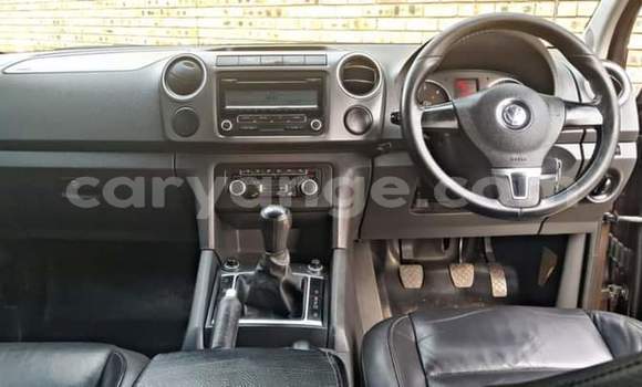 Buy Used Volkswagen Amarok Silver Car in Swakopmund in Namibia Buy Used Volkswagen Amarok Silver Car in Swakopmund in Namibia