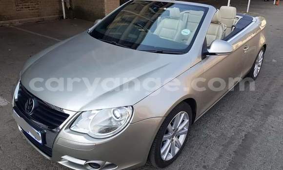 Buy Used Volkswagen Eos Silver Car in Swakopmund in Namibia Buy Used Volkswagen Eos Silver Car in Swakopmund in Namibia