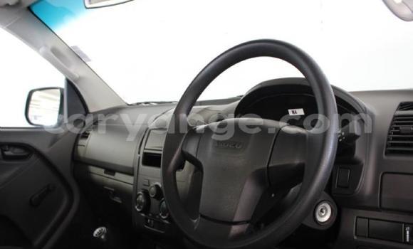 Acheter Occasion Voiture Isuzu D–MAX Blanc à Gobabis, Omaheke Acheter Occasion Voiture Isuzu D–MAX Blanc à Gobabis, Omaheke