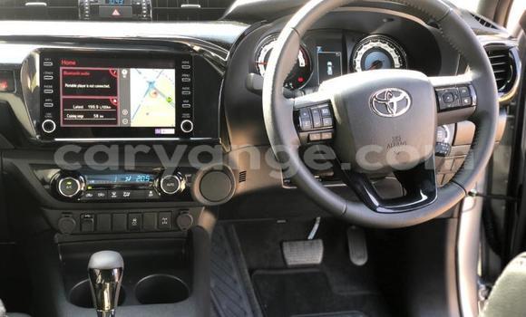 Buy Used Toyota Hilux Silver Car in Grootfontein in Namibia Buy Used Toyota Hilux Silver Car in Grootfontein in Namibia