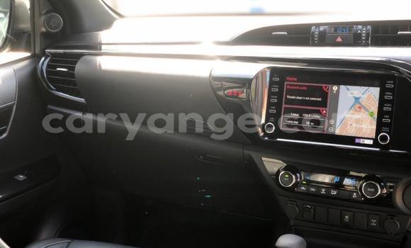 Buy Used Toyota Hilux Silver Car in Grootfontein in Namibia Buy Used Toyota Hilux Silver Car in Grootfontein in Namibia