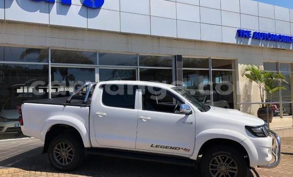 Buy Used Toyota Hilux White Car in Grootfontein in Namibia Buy Used Toyota Hilux White Car in Grootfontein in Namibia