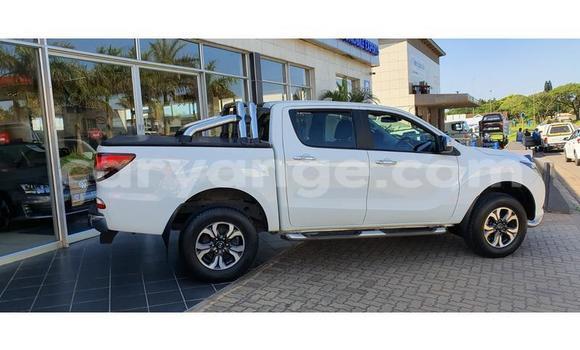 Buy Used Mazda BT-50 White Car in Henties Bay in Erongo Buy Used Mazda BT-50 White Car in Henties Bay in Erongo