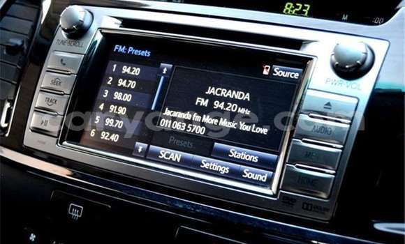 Acheter Occasion Voiture Toyota Fortuner Gris à Windhoek, Namibie Acheter Occasion Voiture Toyota Fortuner Gris à Windhoek, Namibie