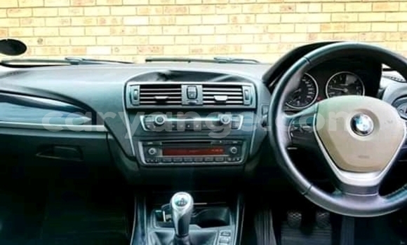 Acheter Occasion Voiture BMW 1er Noir à Henties Bay, Erongo Acheter Occasion Voiture BMW 1er Noir à Henties Bay, Erongo