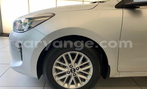 Acheter Occasion Voiture Kia Rio Gris à Henties Bay, Erongo Acheter Occasion Voiture Kia Rio Gris à Henties Bay, Erongo