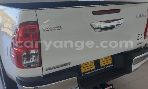 Acheter Occasion Voiture Toyota Hilux Blanc à Gobabis, Omaheke Acheter Occasion Voiture Toyota Hilux Blanc à Gobabis, Omaheke