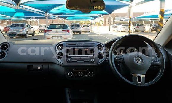Acheter Occasion Voiture Volkswagen Tiguan Gris à Gobabis, Omaheke Acheter Occasion Voiture Volkswagen Tiguan Gris à Gobabis, Omaheke