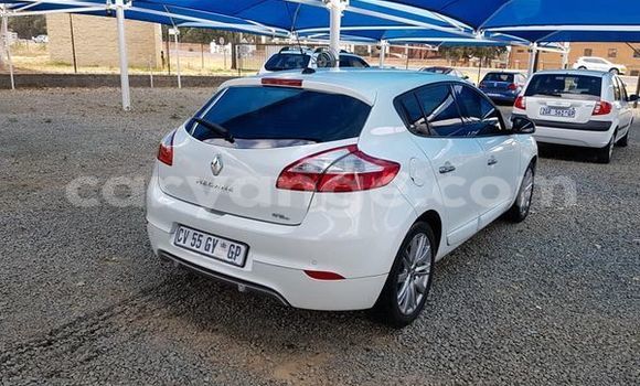 Acheter Occasion Voiture Renault 15 Blanc à Karasburg, Karas Acheter Occasion Voiture Renault 15 Blanc à Karasburg, Karas