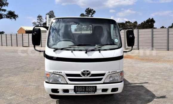 Buy Used Toyota Dyna White Truck in Windhoek in Namibia Buy Used Toyota Dyna White Truck in Windhoek in Namibia