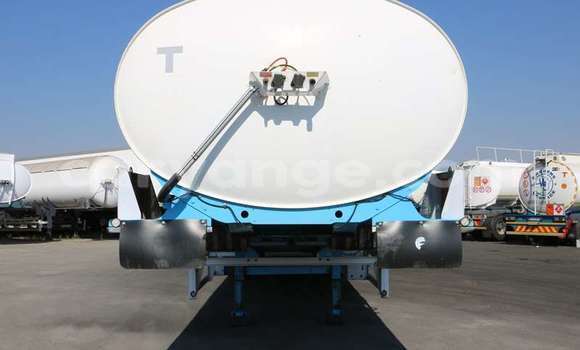 Buy Used Abarth 124 Spider White Car in Windhoek in Namibia Buy Used Abarth 124 Spider White Car in Windhoek in Namibia