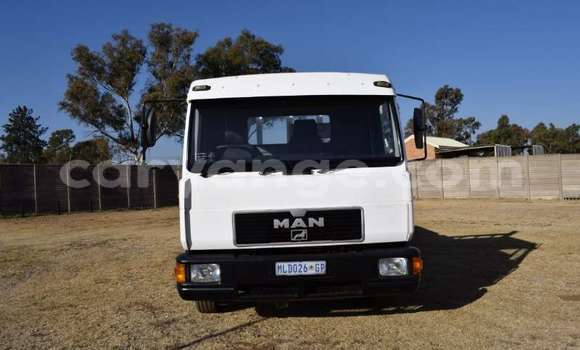 Buy Used Man M2000 White Truck in Windhoek in Namibia