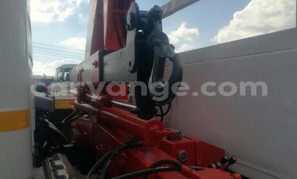 Acheter Occasion Utilitaire Mercedes‒Benz 1213 Blanc à Windhoek, Namibie Acheter Occasion Utilitaire Mercedes‒Benz 1213 Blanc à Windhoek, Namibie