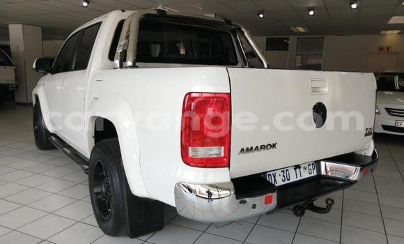 Acheter Occasion Voiture Volkswagen Amarok Blanc à Windhoek, Namibie Acheter Occasion Voiture Volkswagen Amarok Blanc à Windhoek, Namibie