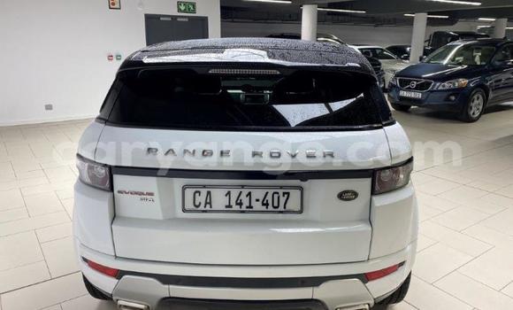 Acheter Occasion Voiture Land Rover Range Rover Evoque Blanc à Windhoek, Namibie Acheter Occasion Voiture Land Rover Range Rover Evoque Blanc à Windhoek, Namibie