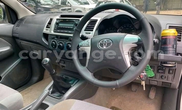 Acheter Occasion Voiture Toyota Hilux Blanc à Gobabis, Omaheke Acheter Occasion Voiture Toyota Hilux Blanc à Gobabis, Omaheke