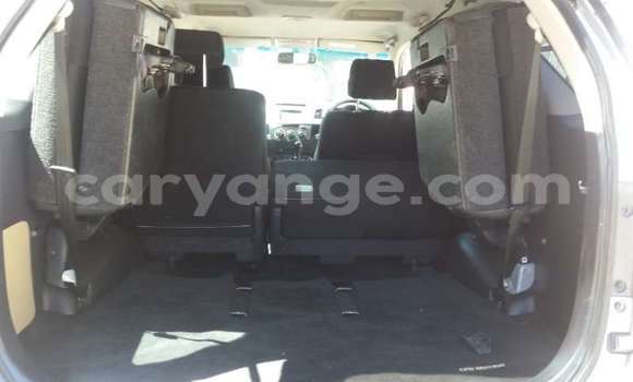 Acheter Occasion Voiture Toyota Fortuner Gris à Windhoek, Namibie Acheter Occasion Voiture Toyota Fortuner Gris à Windhoek, Namibie