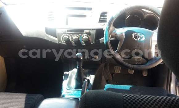 Acheter Occasion Voiture Toyota Fortuner Gris à Windhoek, Namibie Acheter Occasion Voiture Toyota Fortuner Gris à Windhoek, Namibie