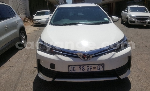 Acheter Occasion Voiture Toyota Corolla Blanc à Windhoek, Namibie Acheter Occasion Voiture Toyota Corolla Blanc à Windhoek, Namibie