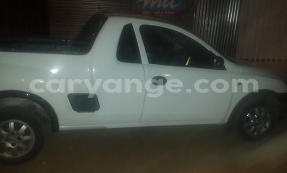 Buy Used Opel Astra White Car in Windhoek in Namibia