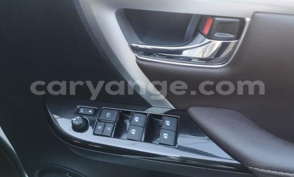 Acheter Occasion Voiture Toyota Fortuner Blanc à Gobabis, Omaheke Acheter Occasion Voiture Toyota Fortuner Blanc à Gobabis, Omaheke