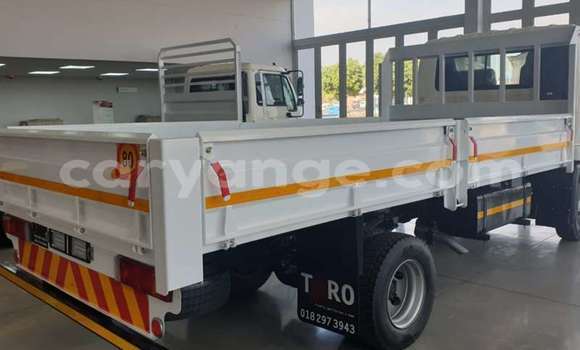 Buy Used Nissan UD White Truck in Karasburg in Karas Buy Used Nissan UD White Truck in Karasburg in Karas